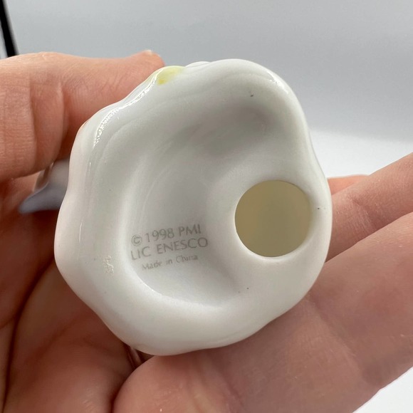 Vintage Precious Moments Enesco 1998 PMI Peace On Earth Christmas Figurine - Picture 7 of 8